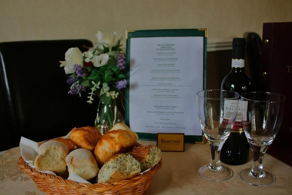 Tigh Na Cloich Hotel Pitlochry Ngoại thất bức ảnh