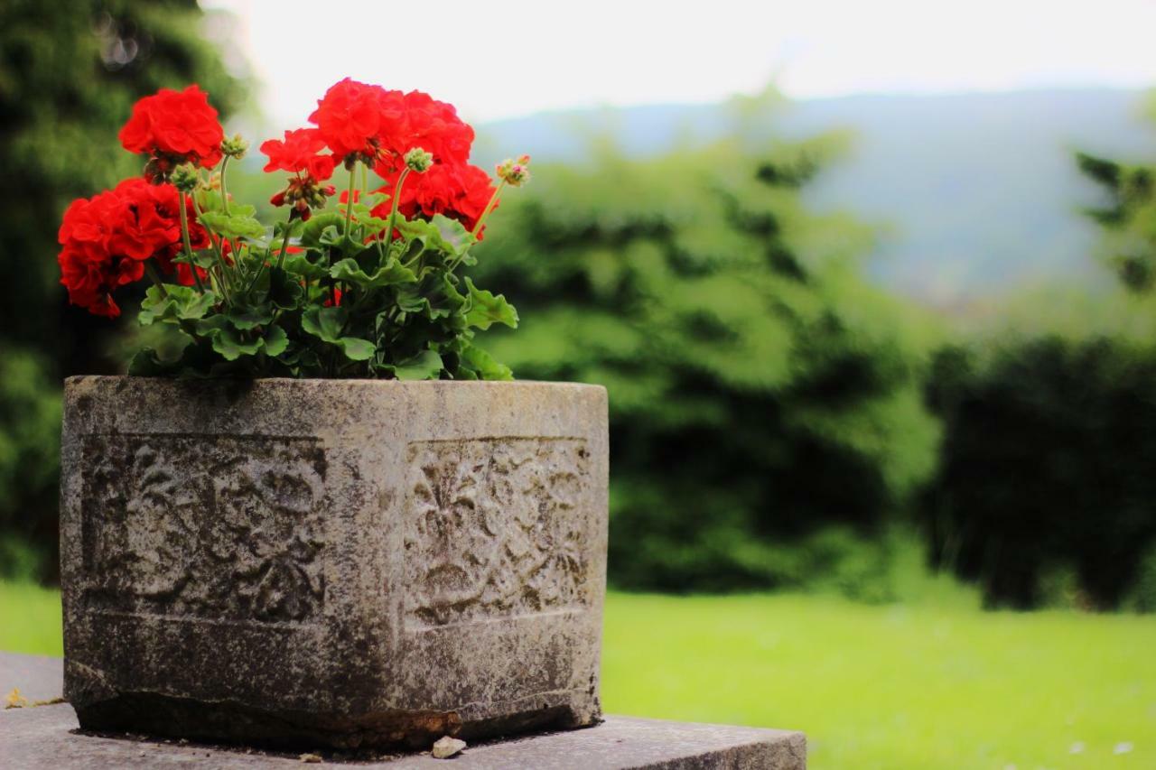 Tigh Na Cloich Hotel Pitlochry Ngoại thất bức ảnh